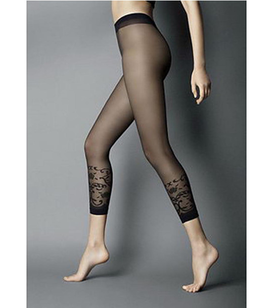 Черен клин с флорални мотиви 20 DEN MIla снимка