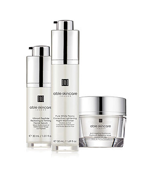 Козметичен комплект от серум, нощен крем и маска за лице снимка