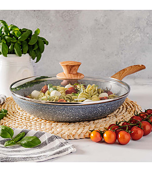 Тиган с незалепващо покритие с капак Pierre Gourmet 28 см снимка