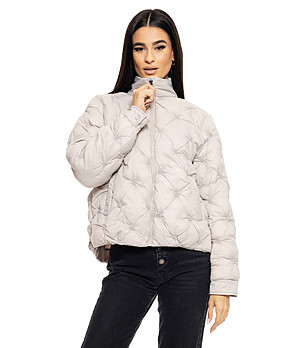 Късо дамско светлосиво ефектно яке Berdina снимка