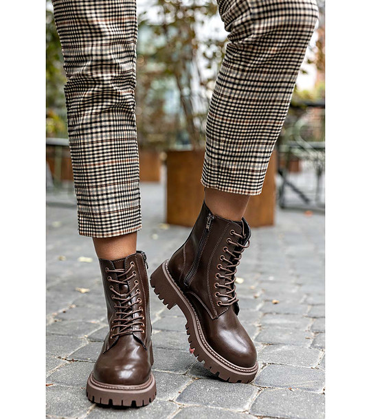 Кафяви дамски боти Arbiza снимка