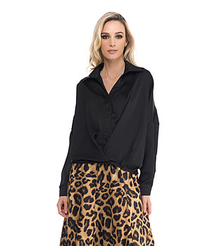 Дамска блуза в черно Julina снимка