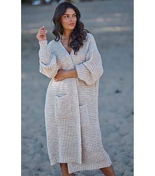 Дамска жилетка в бежово Roni снимка