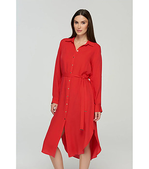 Червена миди рокля тип риза с копчета снимка