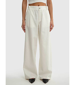 Дамски панталон от памук и лен в цвят крем Malu снимка