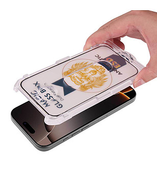 Протектор за екран за  iPhone 16PRO MAX с автоматично отстраняване н а прах снимка
