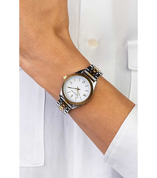 Дамски часовник в сребристо и златисто снимка