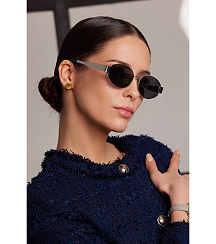 Овални унисекс слънчеви очила в сребристо GLAM снимка