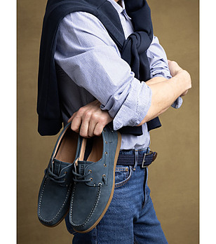 Сини мъжки мокасини от естествена кожа снимка