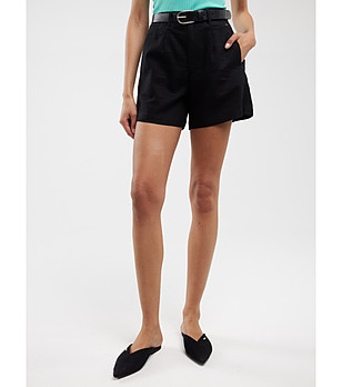 Черни къси панталонки от памук и лен Kaley снимка