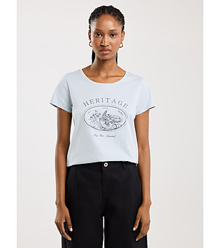 Дамска памучна тениска в светлосиньо с щампа Alota снимка