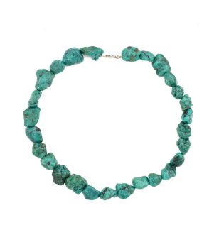 Дамско колие с естествени камъни в зелено снимка