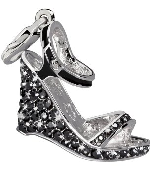 Посребрен чарм във форма на обувка с черни камъни снимка