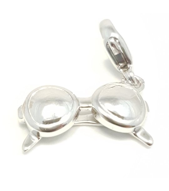 Чарм за гривна очила снимка