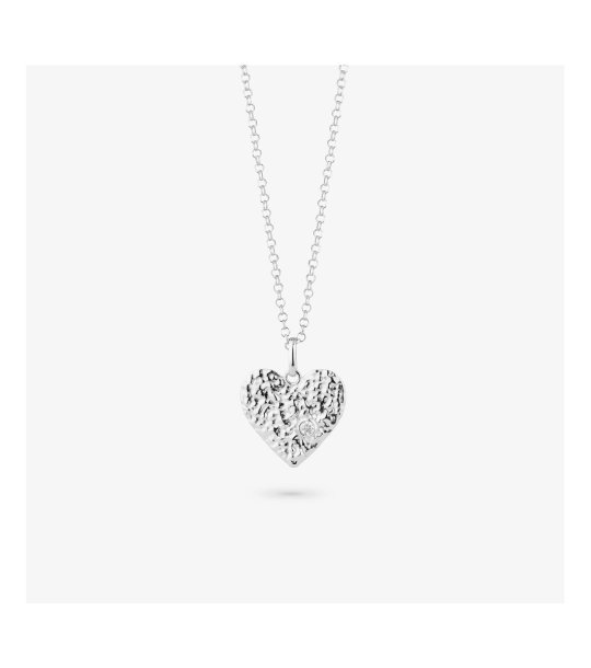 Дамско колие в сребристо с висулка сърце снимка