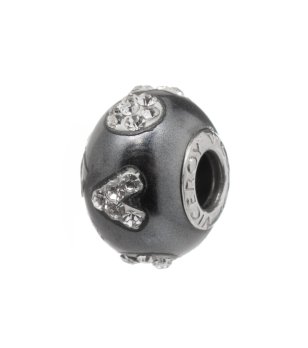 Талисман в черно с кристали снимка