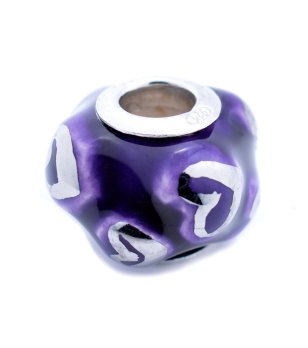 Лилаво украшение за гривна снимка