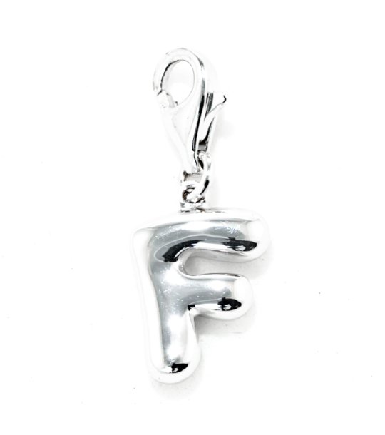 Посребрена висулка с буква F снимка