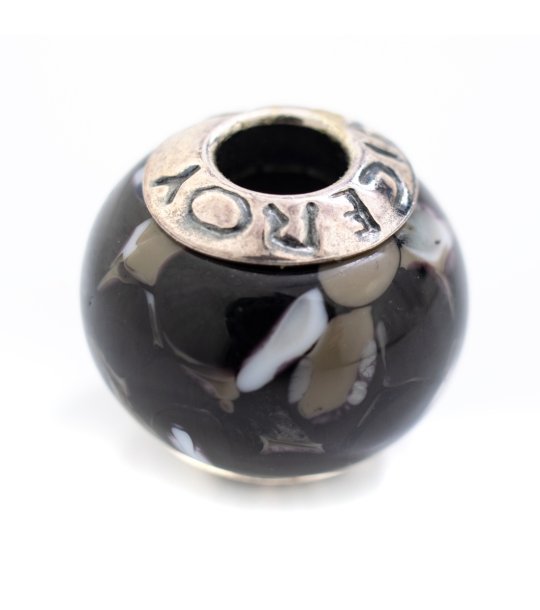 Талисман за гривна в черно снимка