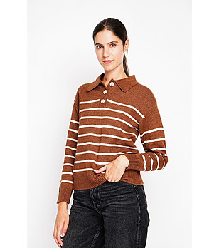 Дамски оversize пуловер в кафяво на бяло райе снимка