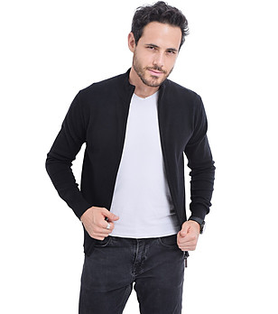 Черна мъжка жилетка снимка