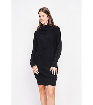 Oversize рокля в черно с шал яка снимка