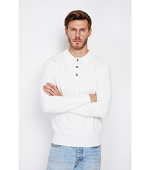 Мъжки пуловер с яка в цвят крем снимка