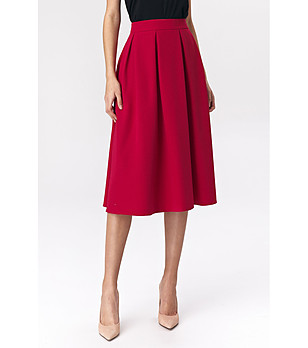 Миди пола в червен нюанс снимка