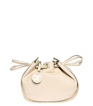 Дамска чанта от естествена кожа в светлобежово Sandrika снимка