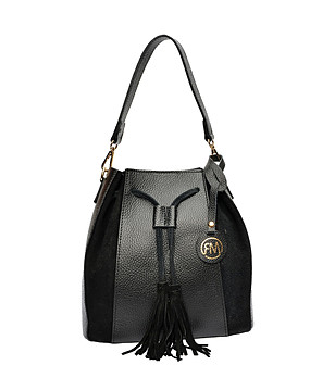 Дамска кожена чанта в черно Moni снимка