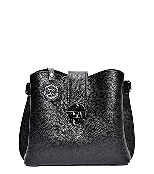 Черна дамска чанта от естествена кожа Cordelia снимка