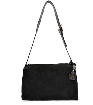 Дамска кожена чанта в черно снимка