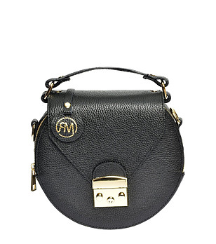 Черна кръгла кожена дамска чанта снимка