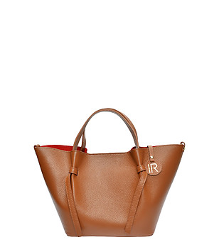 Дамска трапецовидна чанта в цвят коняк с несесер снимка