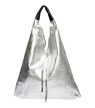 Сребриста мека дамска чанта от естествена кожа снимка