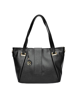 Черна дамска чанта от естествена кожа снимка