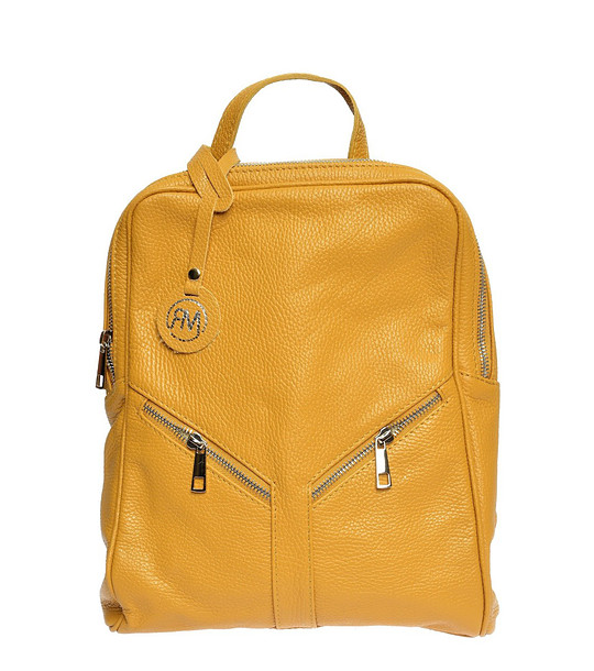 Дамска кожена раница в цвят горчица Daria снимка