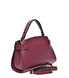 Дамска кожена трапецовидна чанта в бордо-2 снимка