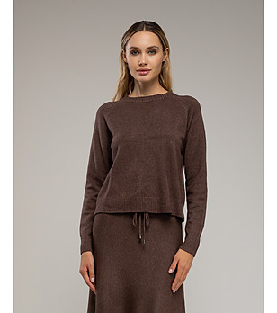 Дамски пуловер в кафяв нюанс снимка