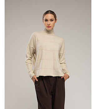 Дамски овърсайз пуловер в цвят екрю снимка