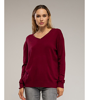 Тънък дамски пуловер в цвят бордо снимка