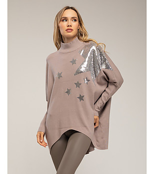 Дамски овърсайз пуловер в кафяво със сребриста декорация снимка