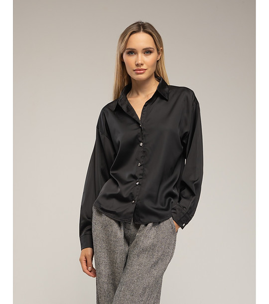 Черна дамска риза снимка