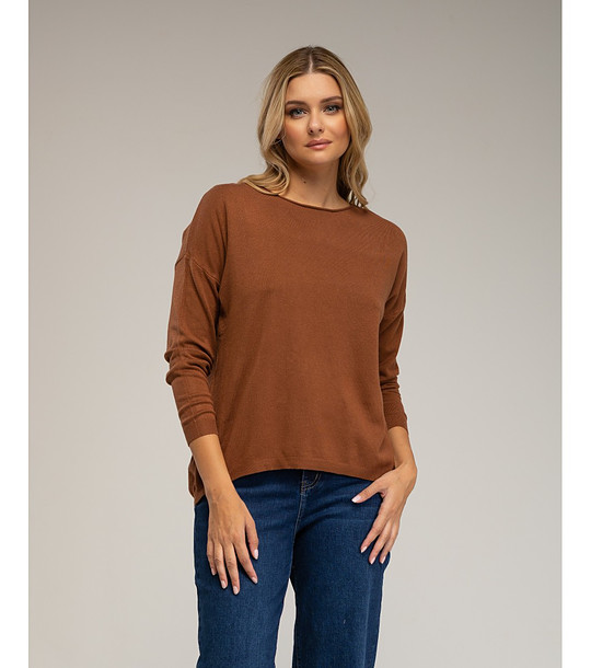 Кафяв тънък дамски пуловер снимка