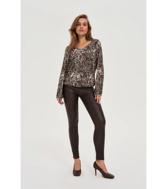 Дамска блуза в кафяво и бяло снимка