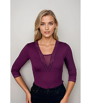 Дамска блуза в цвят слива EULALIA в макси размери снимка