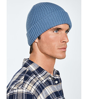 Мъжка плетена шапка в синьо THEO  снимка