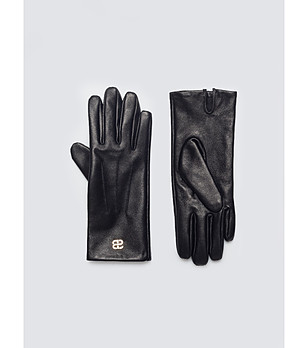 Черни дамски кожени ръкавици снимка