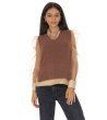 Дамски плетен пуловер в кафяво-0 снимка