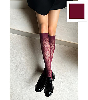 Дамски чорапи в бордо до коляното с флорален десен BELLAROSA снимка